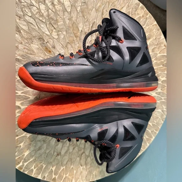 Nike LeBron 10 Lava Size 8.5 - Picture 7 of 13